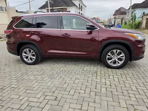 2015 Toyota Highlander XLE SUV - Tokunbo