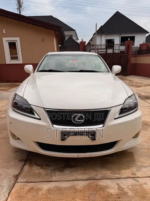 Lexus IS 2008 White - 1