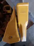 R350 Ripper Tip (6Y-0359) Na Waje - 1