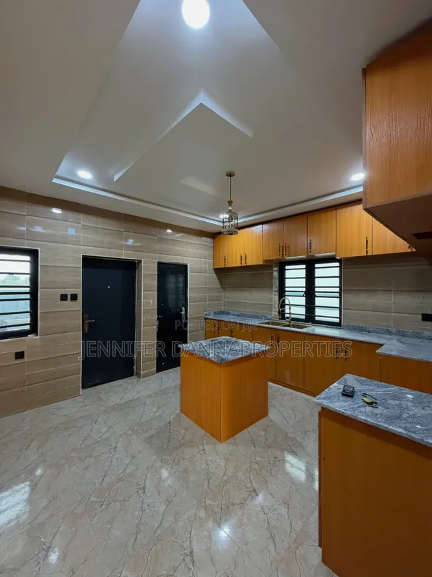 4-Bedroom Duplex for Sale in New Haven Extension, Enugu - 1