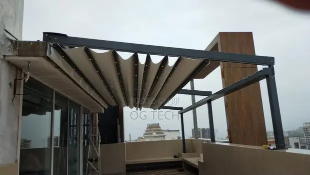 Retractable Roof & Carport Construction - 1