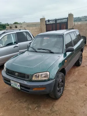 Toyota RAV4 2000 Green Automatic