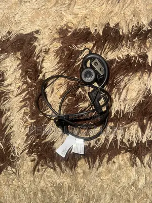 Motorola 2-Pin Walkie Talkie Earpiece with Mic