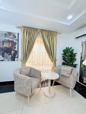 Gidan Studio Mai Cikakken Kayan Aiki don Sawa a Wuse 2