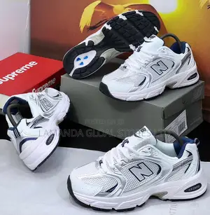 Sabon New Balance 530 Sneakers Fari/Navy