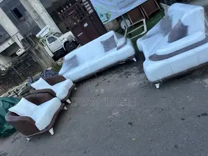 Home Interiors Seven-Seater Upholstered Chair