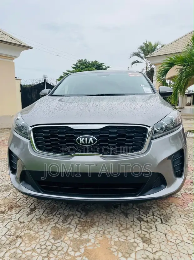 2019 Kia Sorento 3.3L LX FWD SUV - Foreign Used - 1
