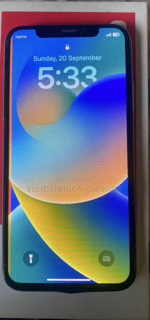 Apple iPhone X 64GB White