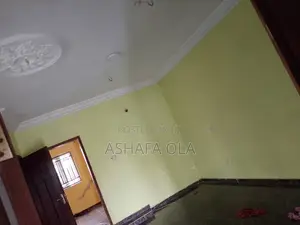 2 Bedroom Block of Flats for Rent in Lakowe