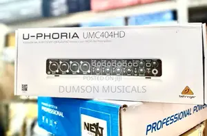Behringer U-Phoria UMC404HD Audio Interface