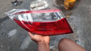 Toyota Camry 2015-2016 Driver Side Rear Lamp
