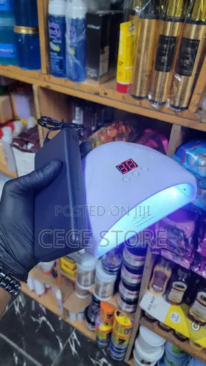 UV/LED Lamp for Nails