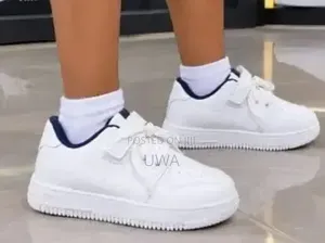 Kids' Nike Air Force 1 White Leather Velcro Sneakers