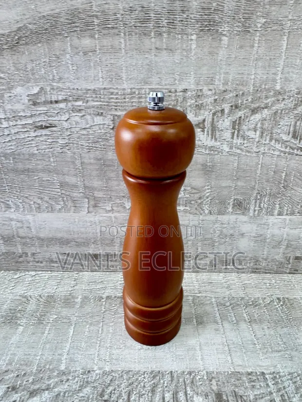 Classic 20cm Bamboo Wooden Pepper Grinder and Salt Mill - 1