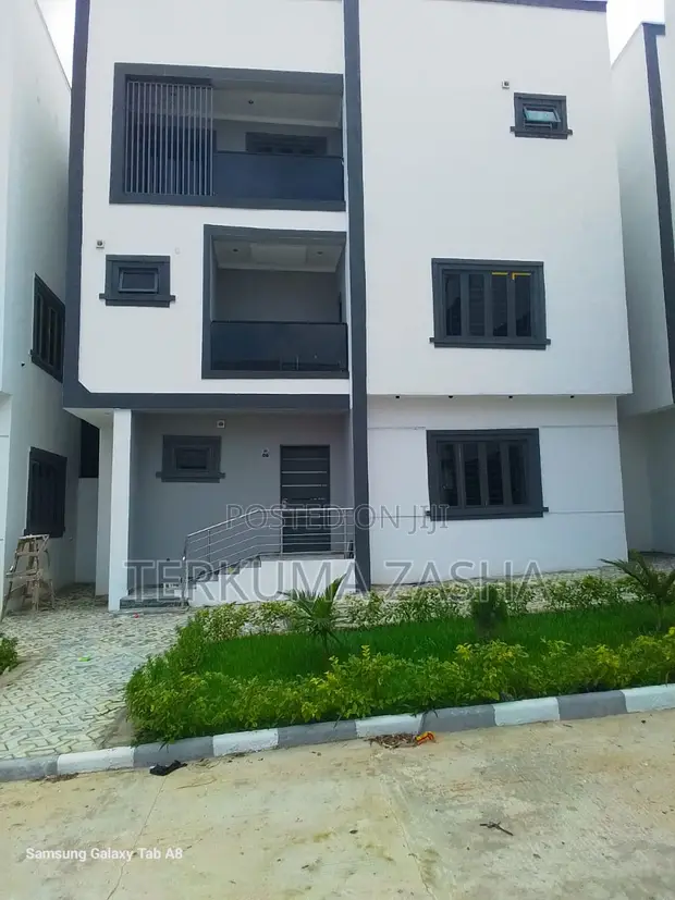 Sabon Gidan 4 Bedroom Townhouse/Terrace a Lifecamp - 1
