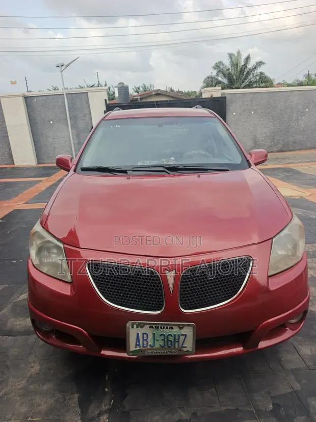 Pontiac Vibe 2007 Red - 1