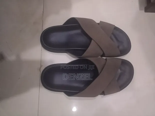 Primark Black Leather Slides - Size 44 - 1