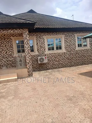 Furnished 6-Bedroom Bungalow in Doland Estate, Ojodu