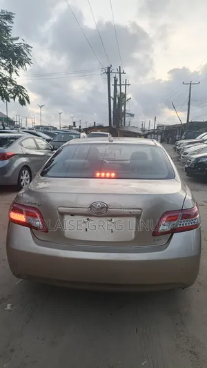 Toyota Camry LE 2010 Gold