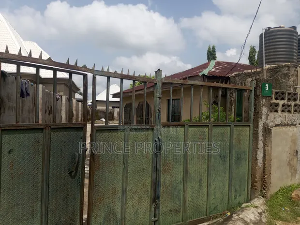 3 Bedroom Bungalow for Sale in Gwagwalada - 1