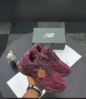 New Balance Sneakers - Brand New