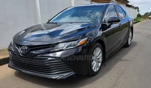 2018 Toyota Camry LE FWD 2.5L Black