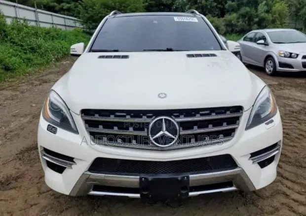 Mercedes-Benz ML 550 4Matic 2013 White - 1