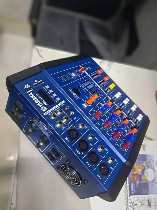 Yamaha PMX404 Mai Ƙarfin Mixer Amplifier - 1