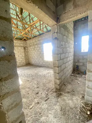 4-Bedroom Mansion (Carcass) in Vallinton Estate, Kiami