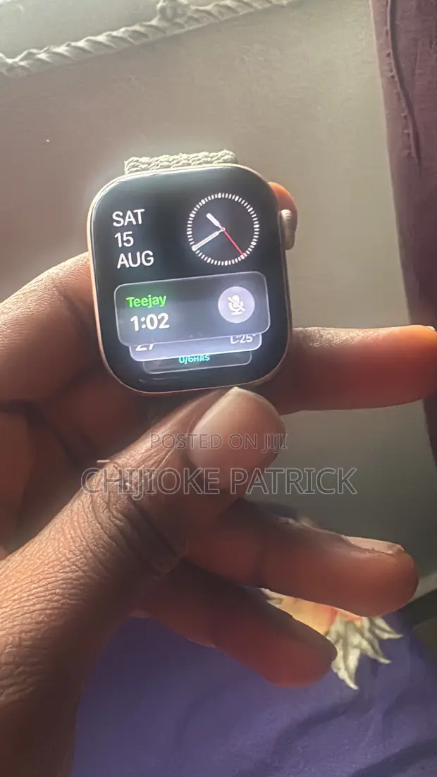 Apple Watch Series 10 - 1