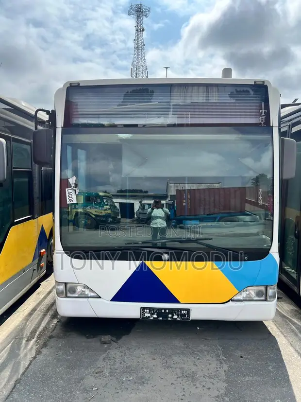 Mercedes-Benz O530LE Citaro 2010 Blue - 1