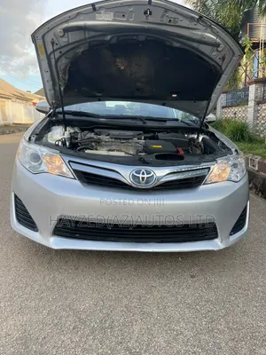 2014 Toyota Camry LE Silver