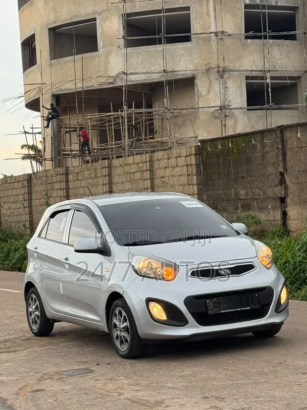 Kia Morning 2012 Silver - 1