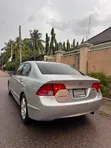 Honda Civic 2007 Silver - 3
