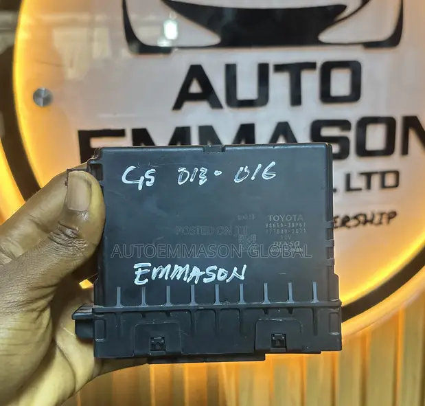 Lexus GS350 Climate Control Amplifier Module (2013-2016) - 1