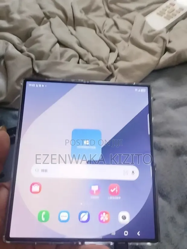 Samsung Galaxy Z Fold6 512GB White (Used) - 1