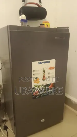 GE Medium Fridge - 4 Months Used