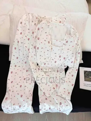 Diamond Collection Ladies Luxury Nightie