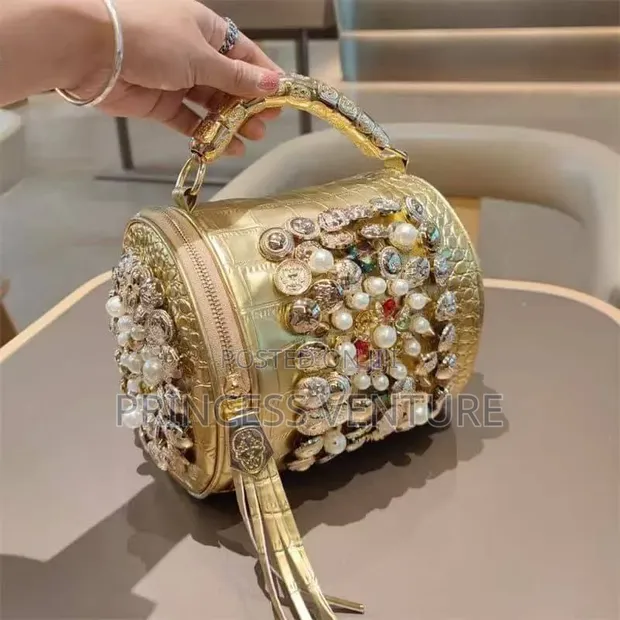 Luxury Stylish Leather Handbag - 1