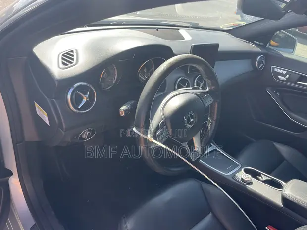 Mercedes-Benz CLA250 2015 Silver - 1