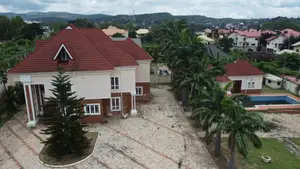 5 Bedroom Duplex a ke Golf Estate, Enugu ana Sayarwa