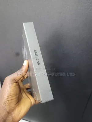 Sabuwar Samsung Galaxy Z Fold8 Ultra 512GB