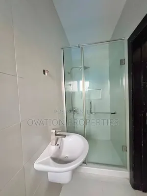 Newly Built 3-Bedroom Block of Flats with BQ in Alausa