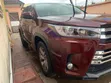 Toyota Highlander LE 2015 Burgundy - 2