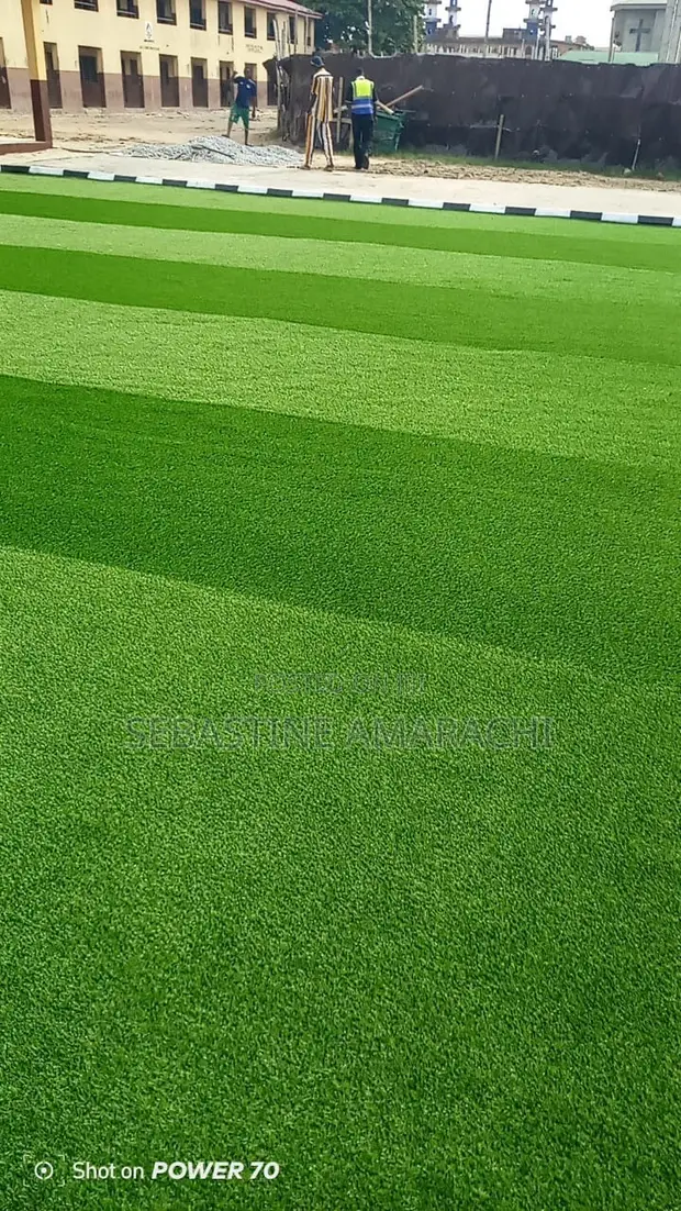 Artificial Grass Carpet - Brand New - 1