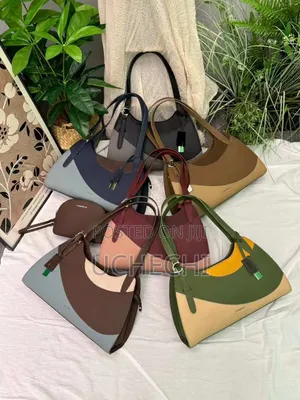 Christabella Luxury Jaka ta Hannu - Sabuwa