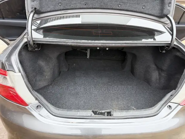 2012 Toyota Camry LE 2.5L Sedan - Gray - 1