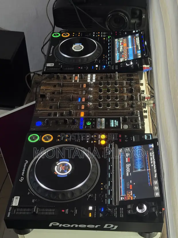Pioneer CDJ-3000 & DJM-900 Nexus 2 Rental - 1