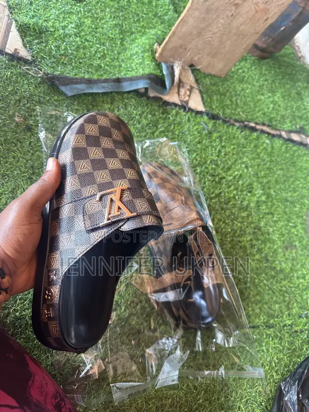 Handmade Louis Vuitton Style Half Shoes for Men - 1