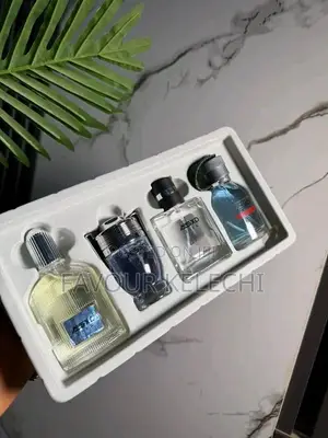 Favebless Kayayyakin Alatu & Na'urori - Mai Na Mata da Maza